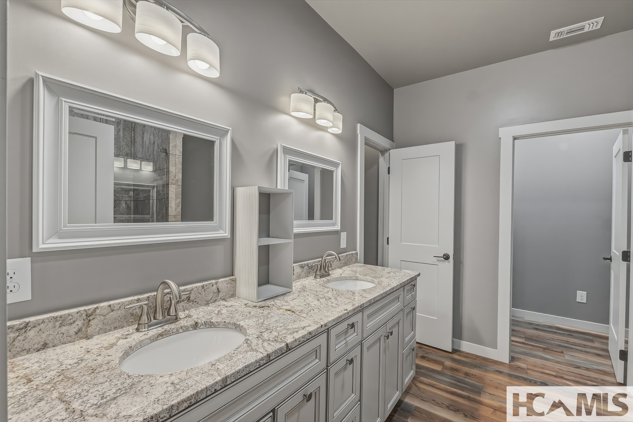 960 Woods Mountain Trail