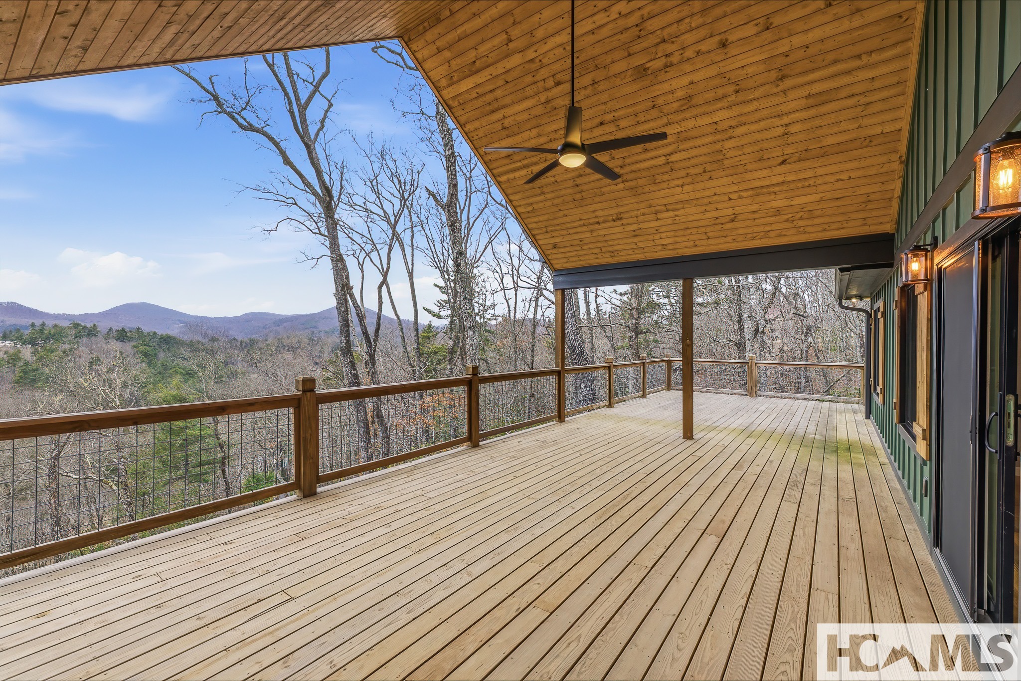 960 Woods Mountain Trail