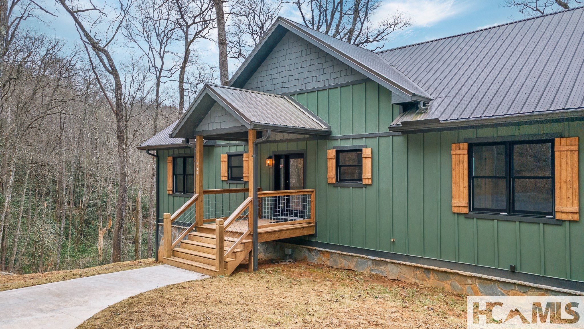 960 Woods Mountain Trail