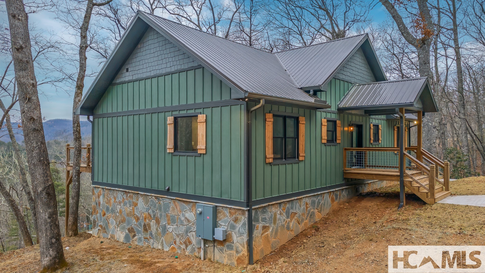 960 Woods Mountain Trail