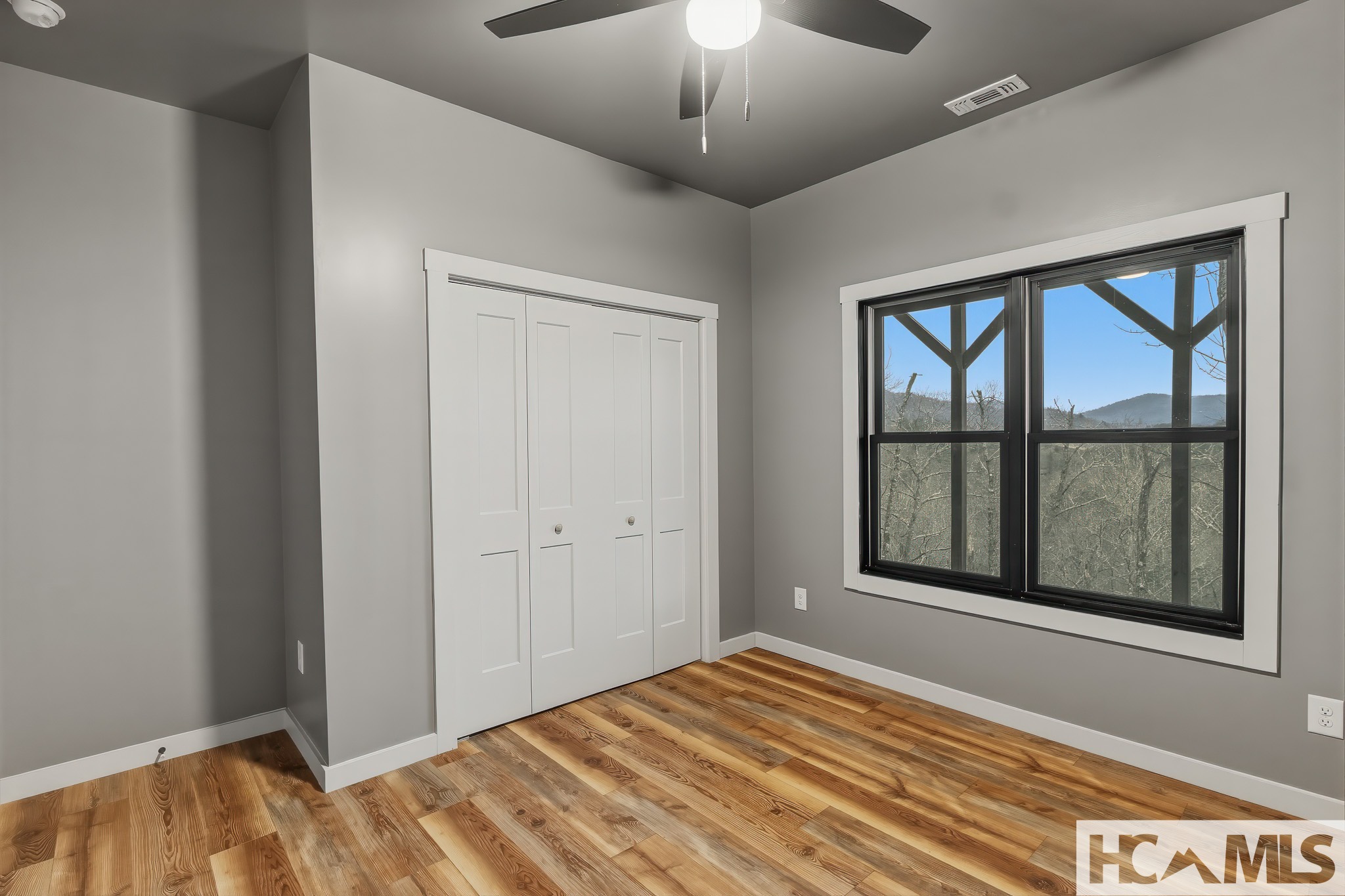 960 Woods Mountain Trail