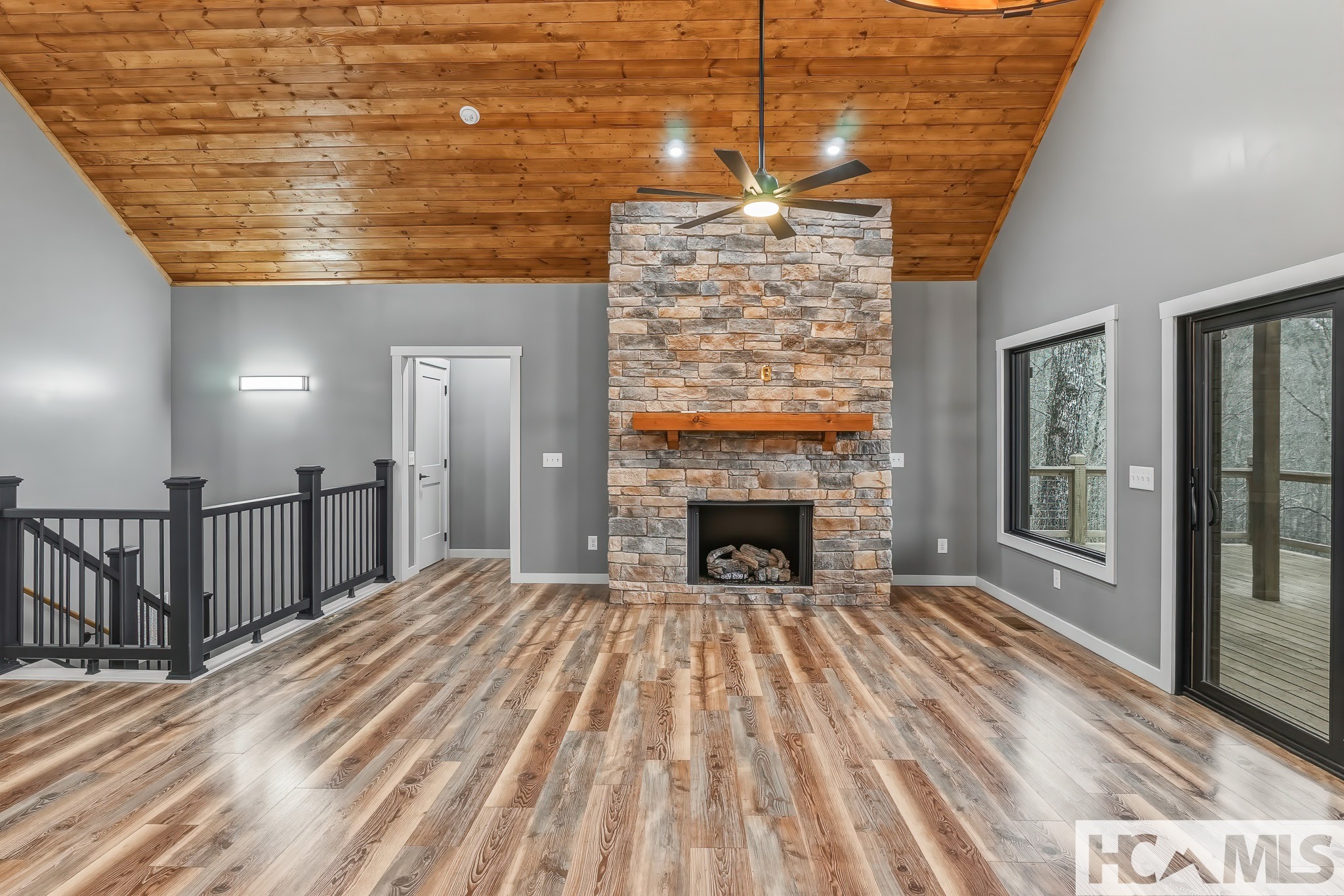 960 Woods Mountain Trail