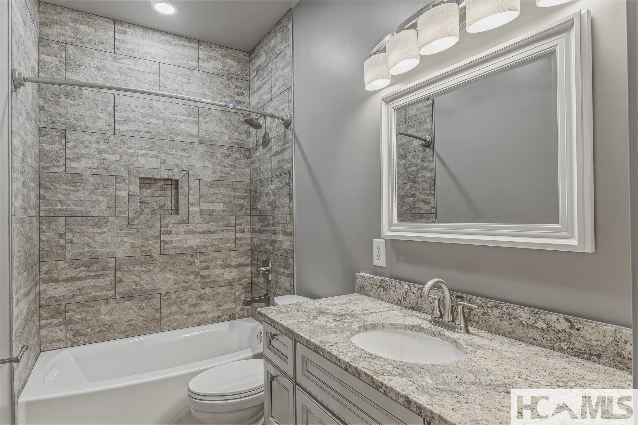 960 Woods Mountain Trail