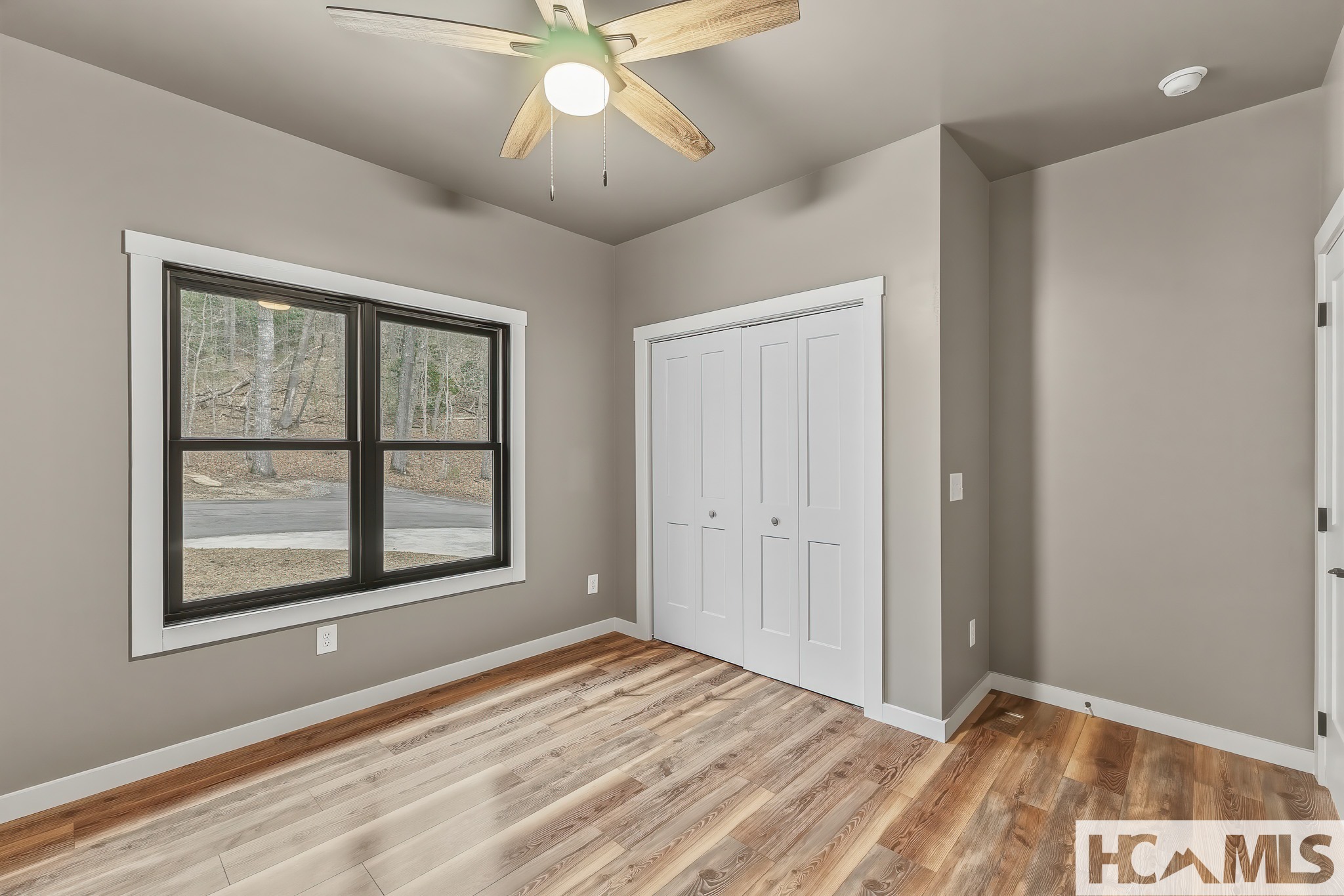 960 Woods Mountain Trail