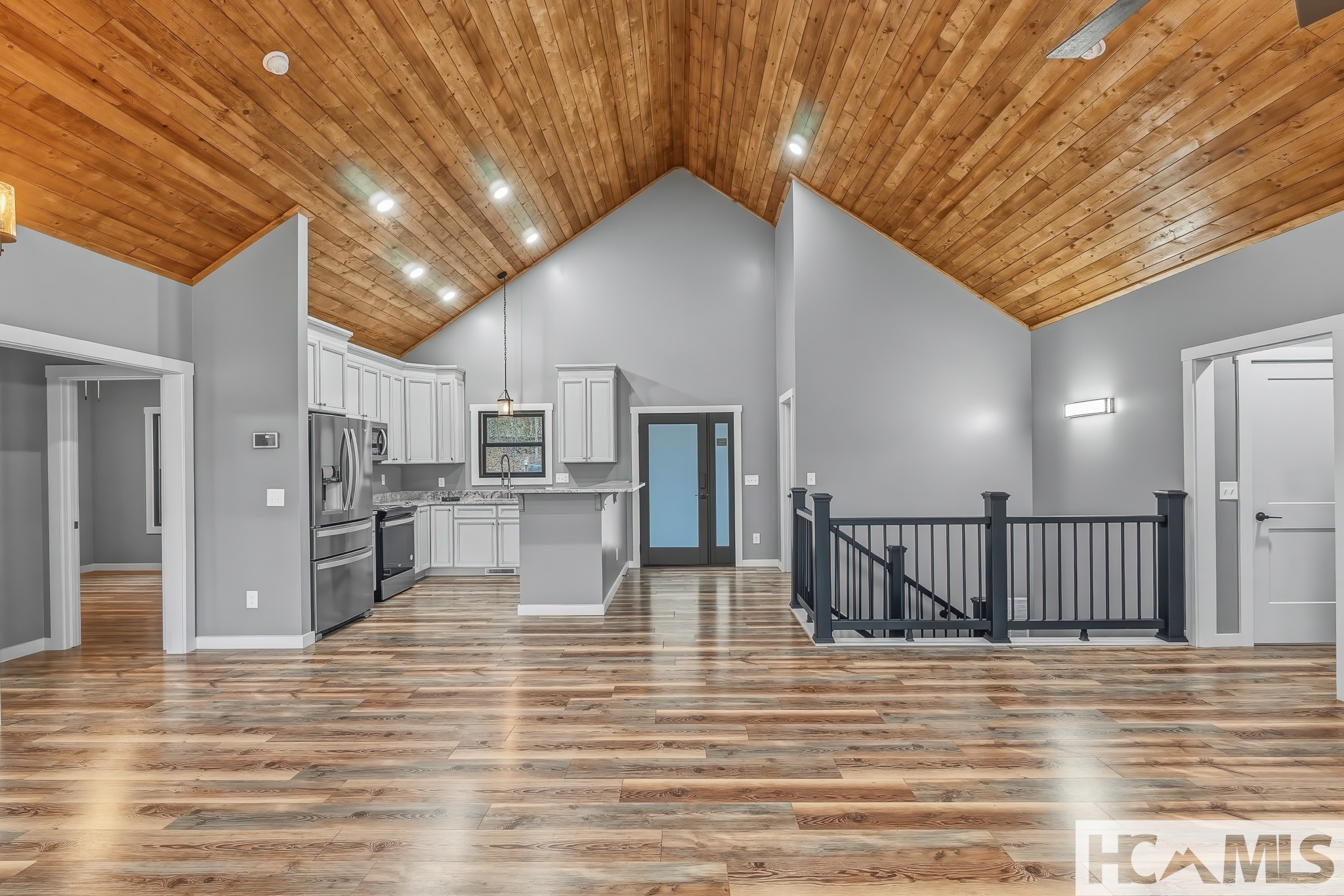 960 Woods Mountain Trail