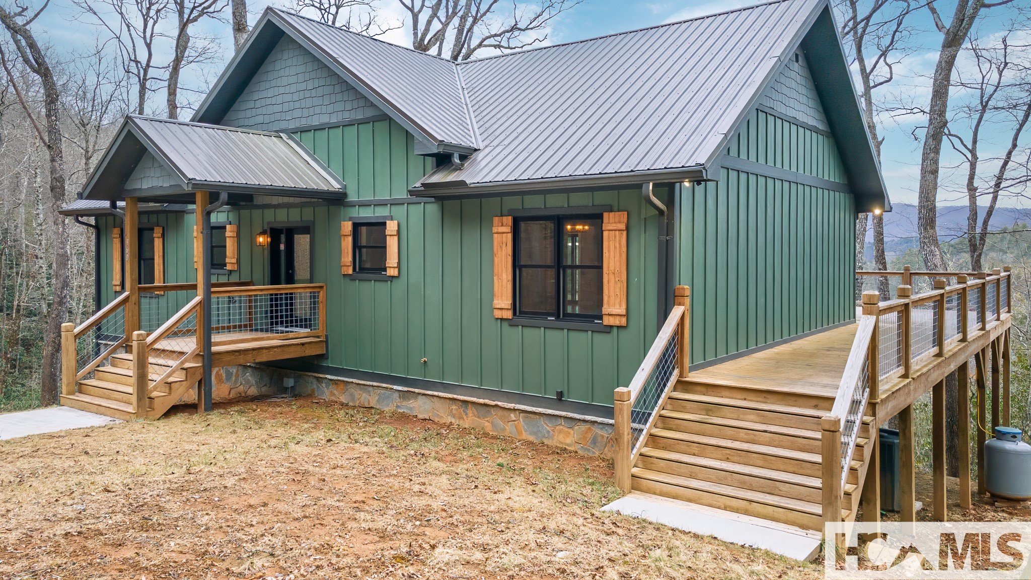 960 Woods Mountain Trail