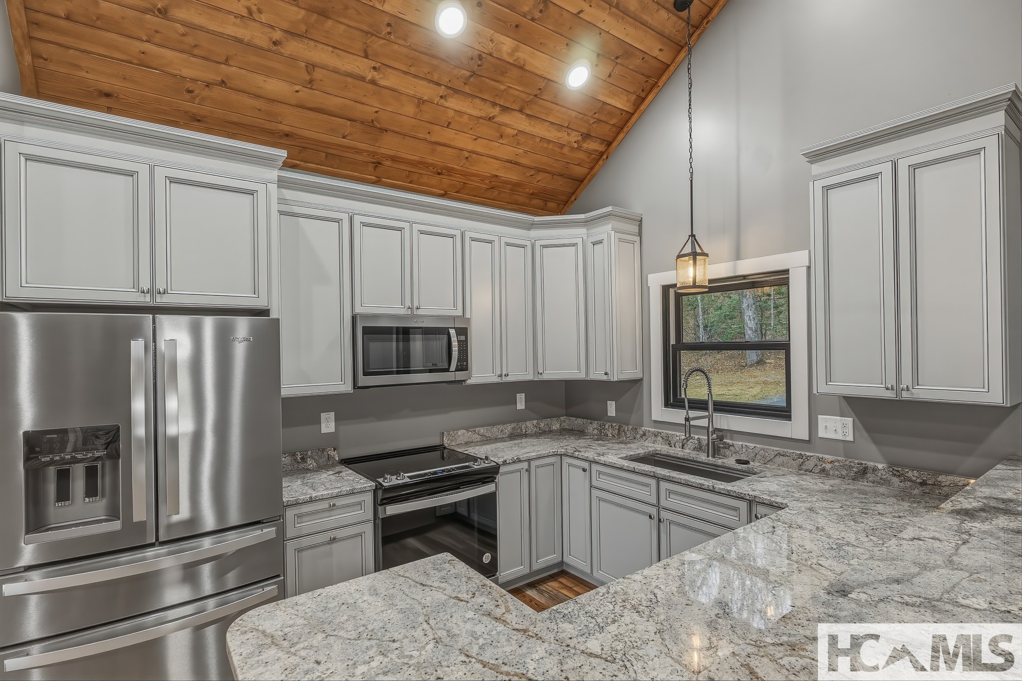 960 Woods Mountain Trail