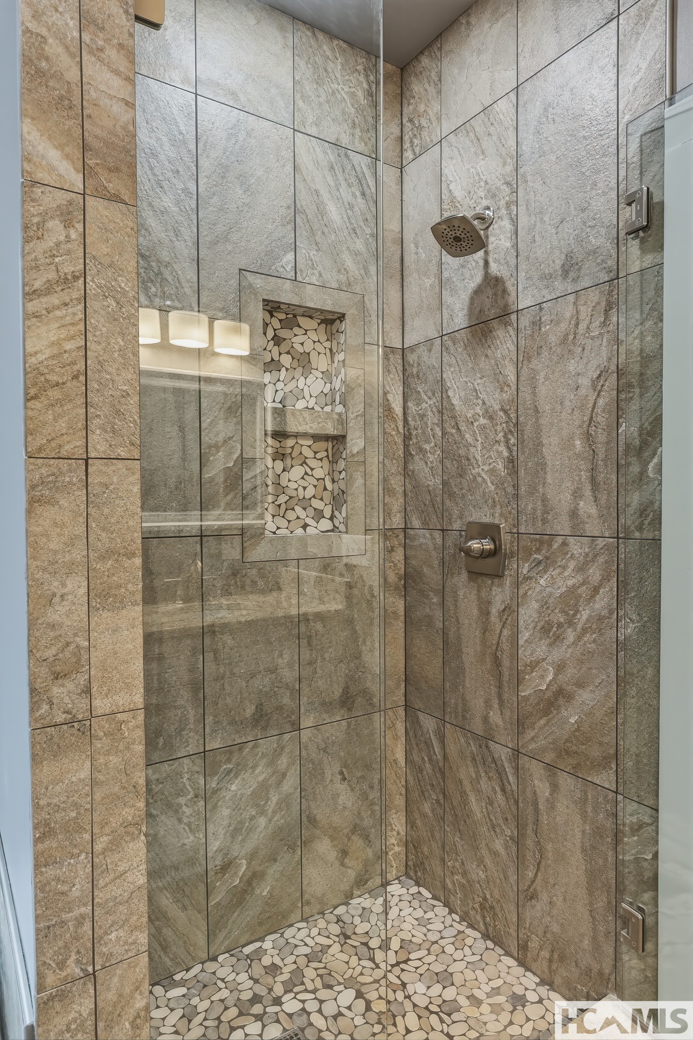 960 Woods Mountain Trail