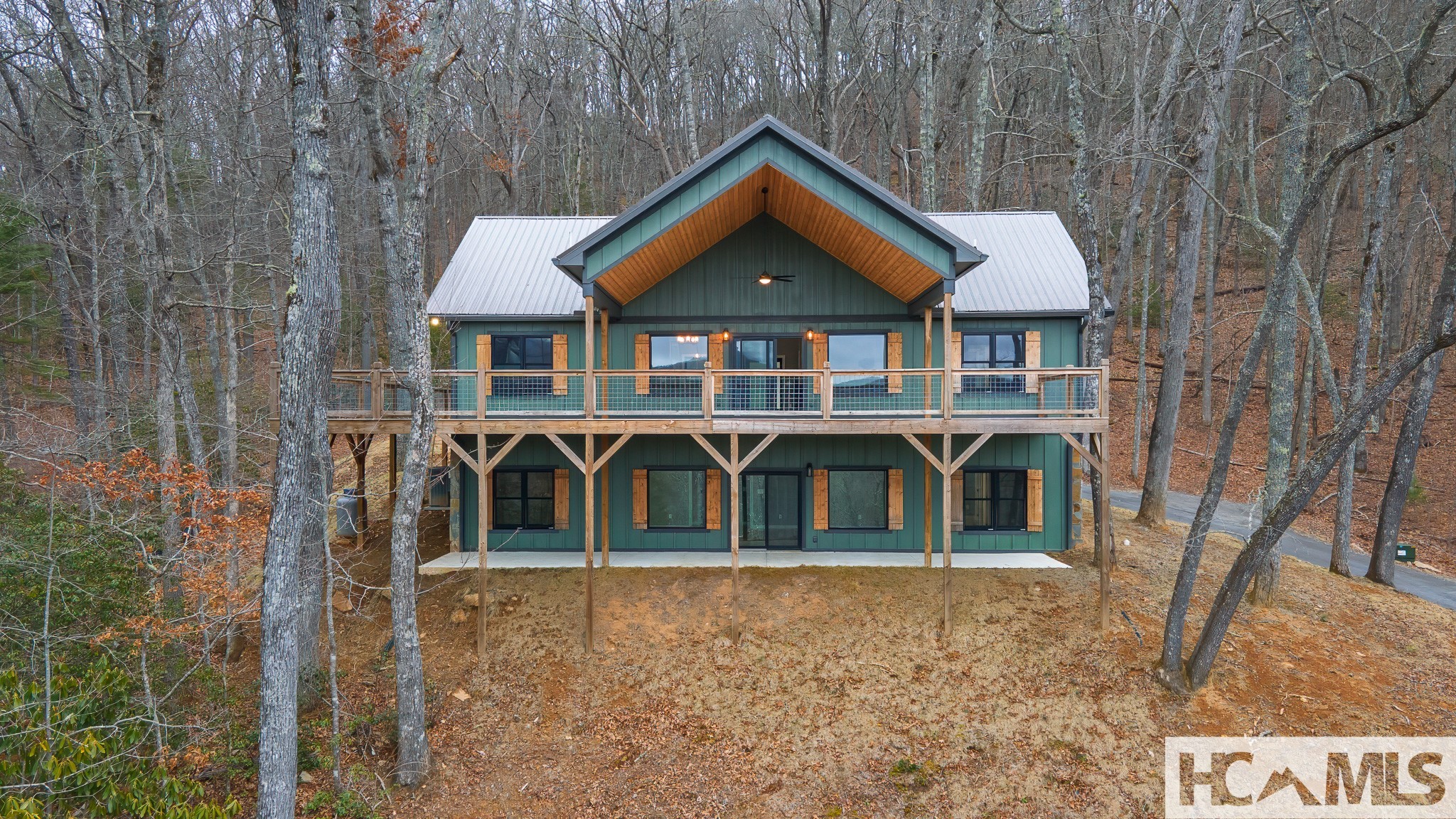 960 Woods Mountain Trail