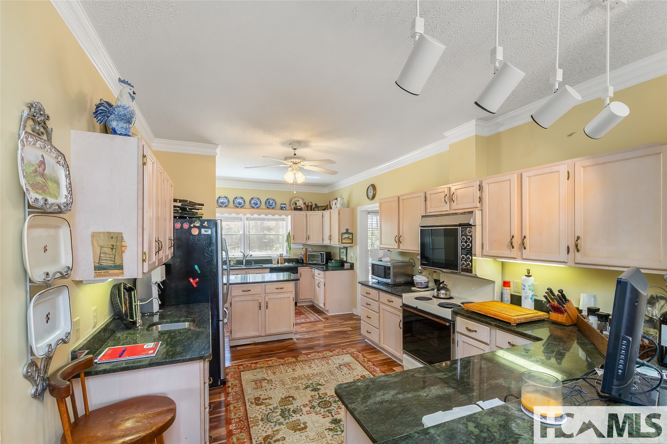 229 Lucerne Drive
