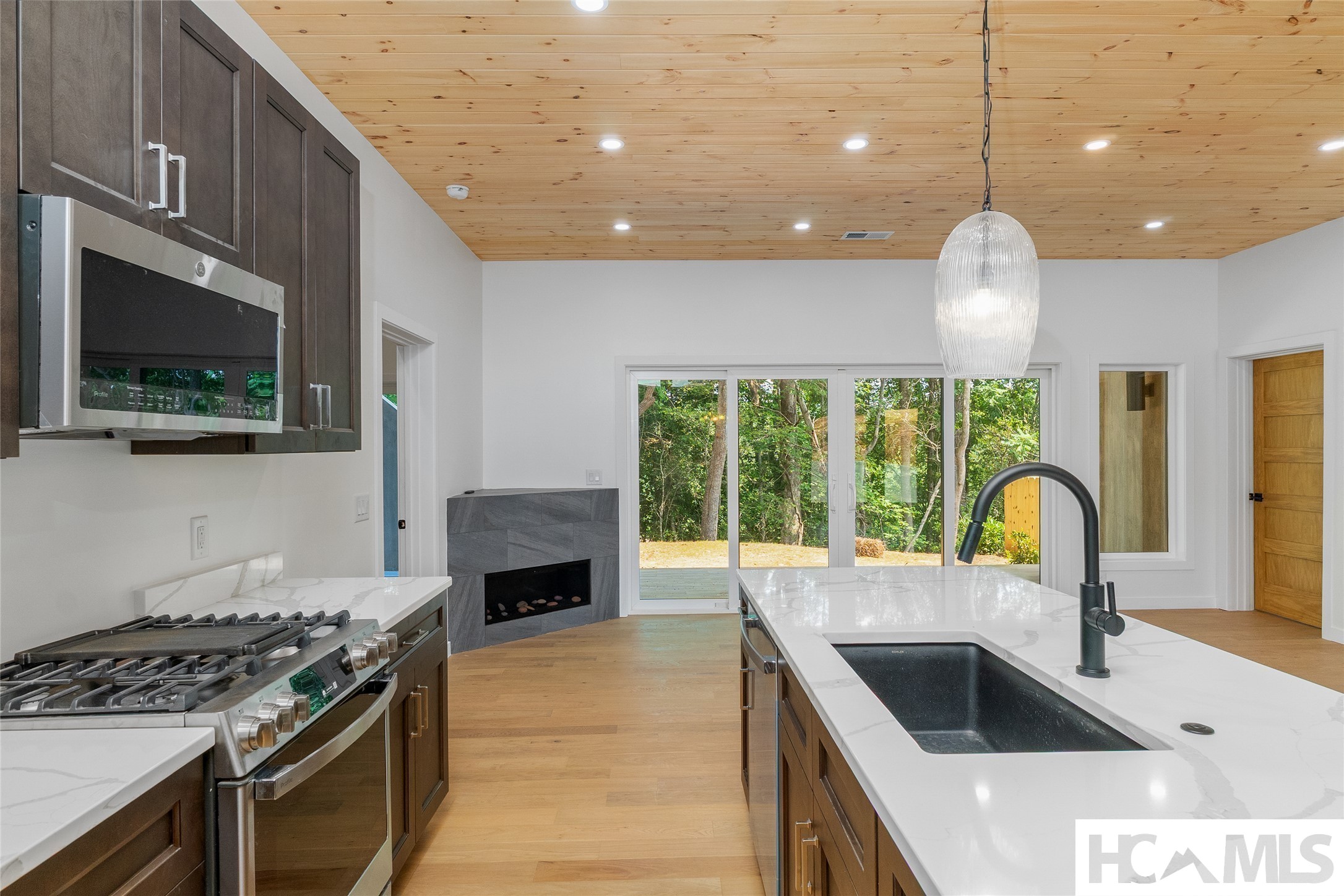 199 Mountain Laurel Ridge 2