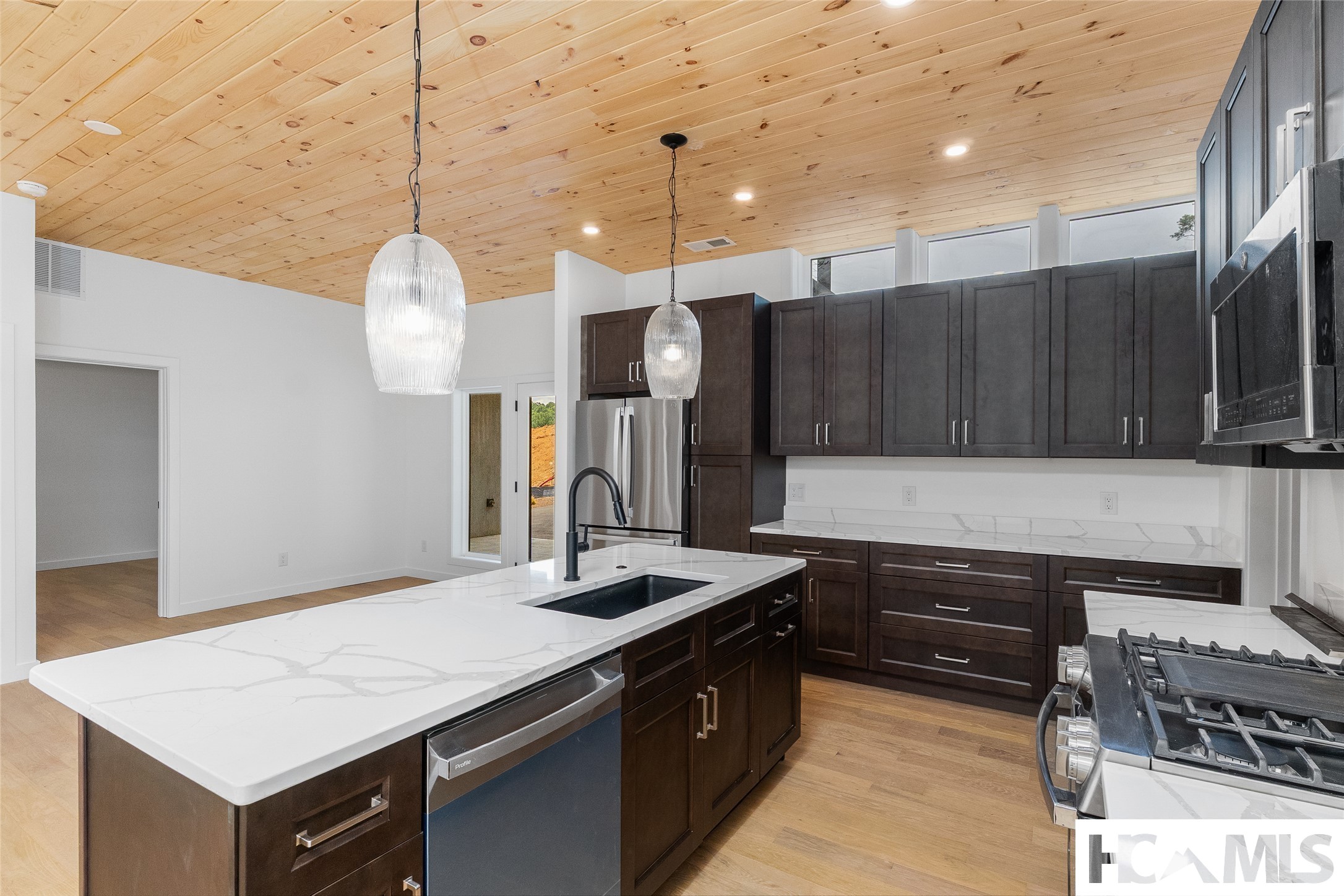 199 Mountain Laurel Ridge 2