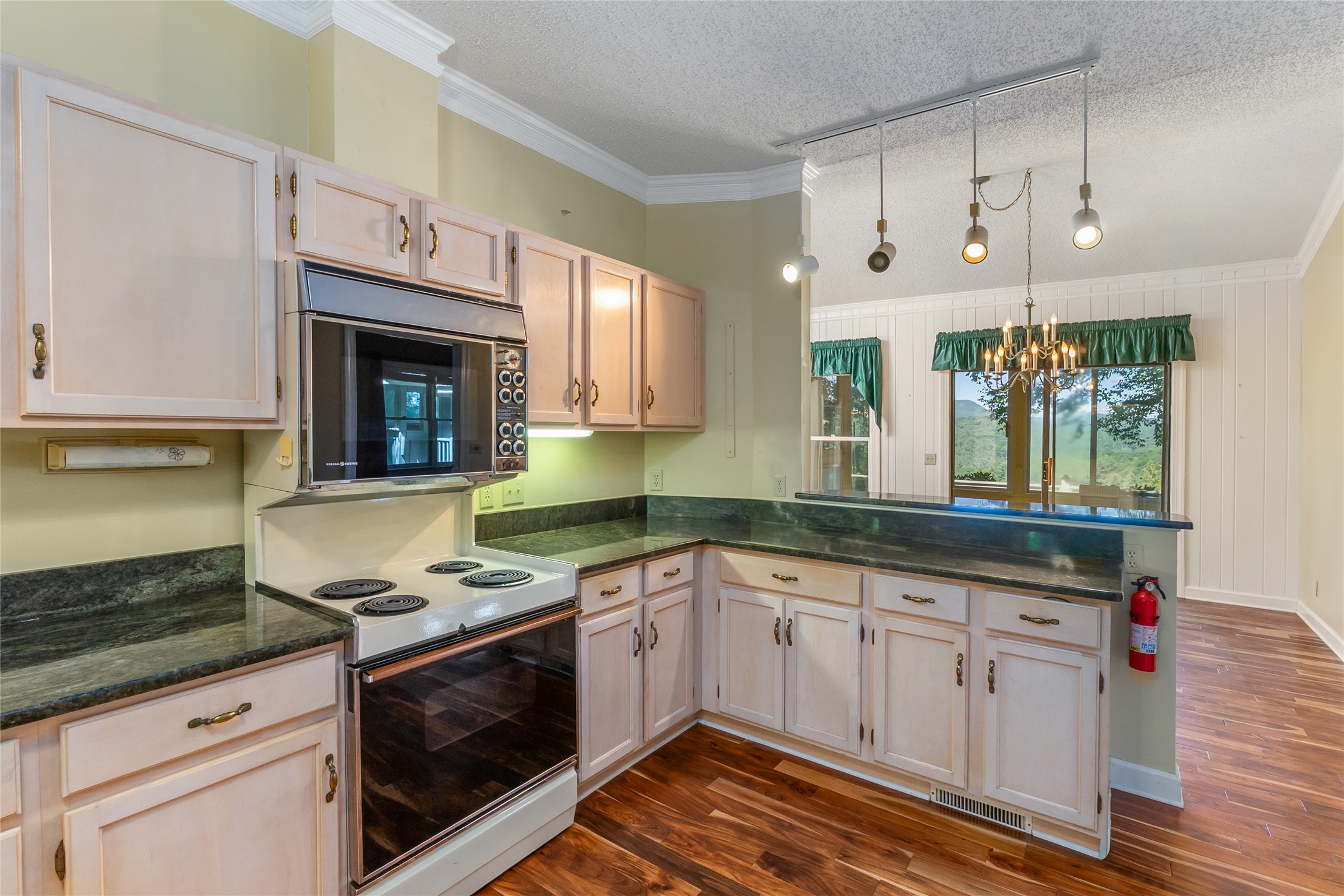 229 Lucerne Drive