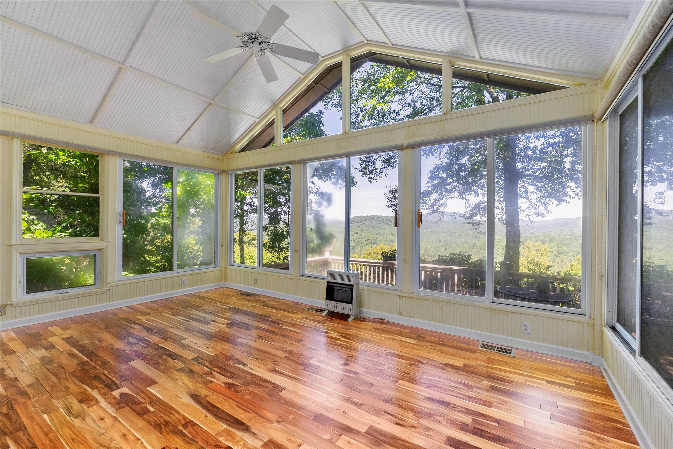 229 Lucerne Drive