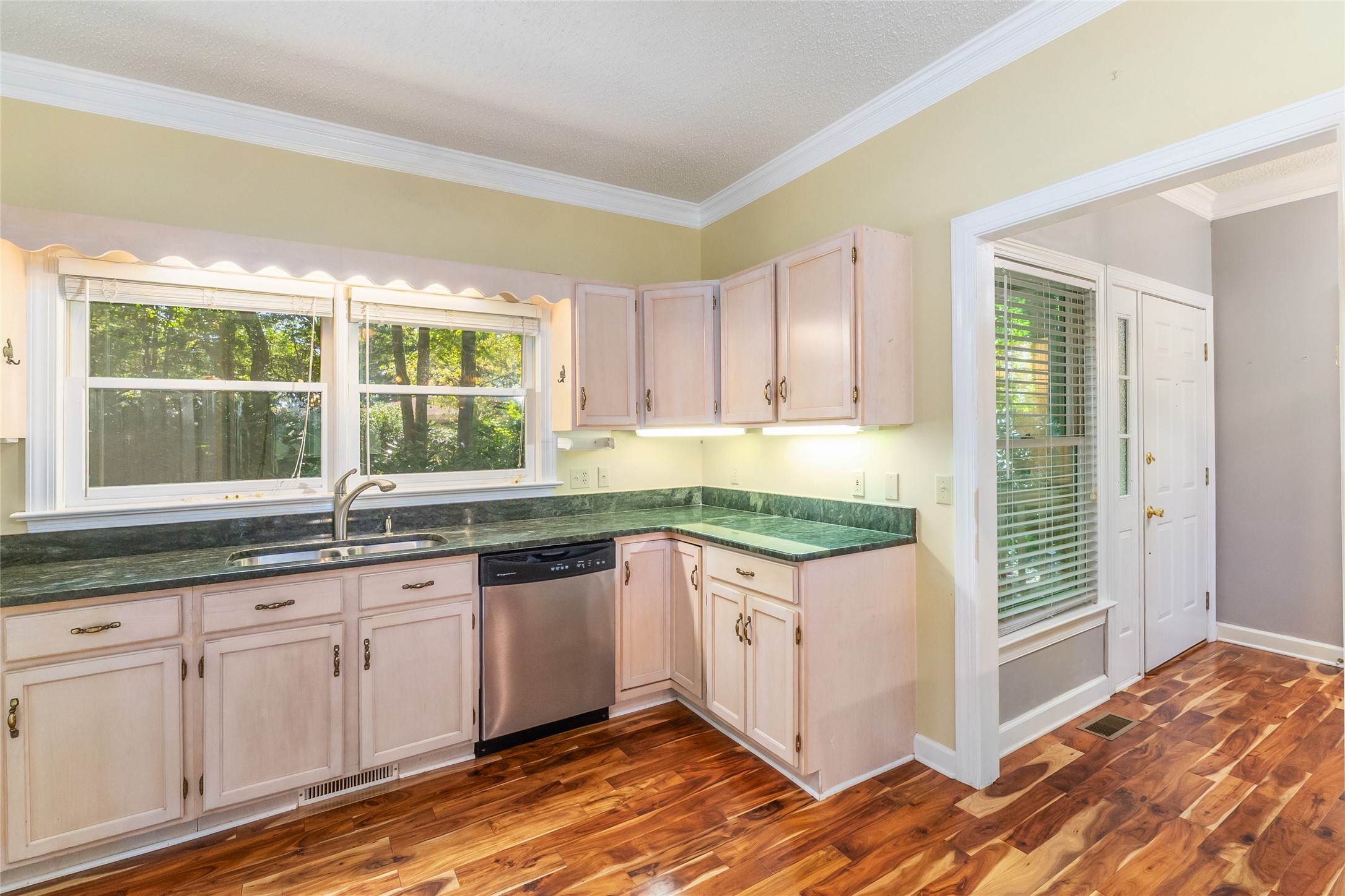 229 Lucerne Drive