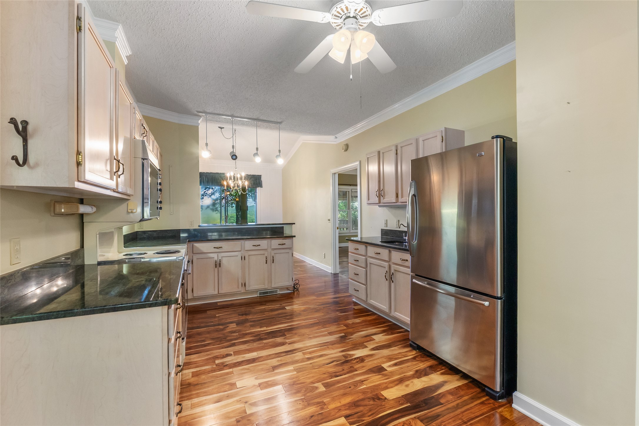 229 Lucerne Drive
