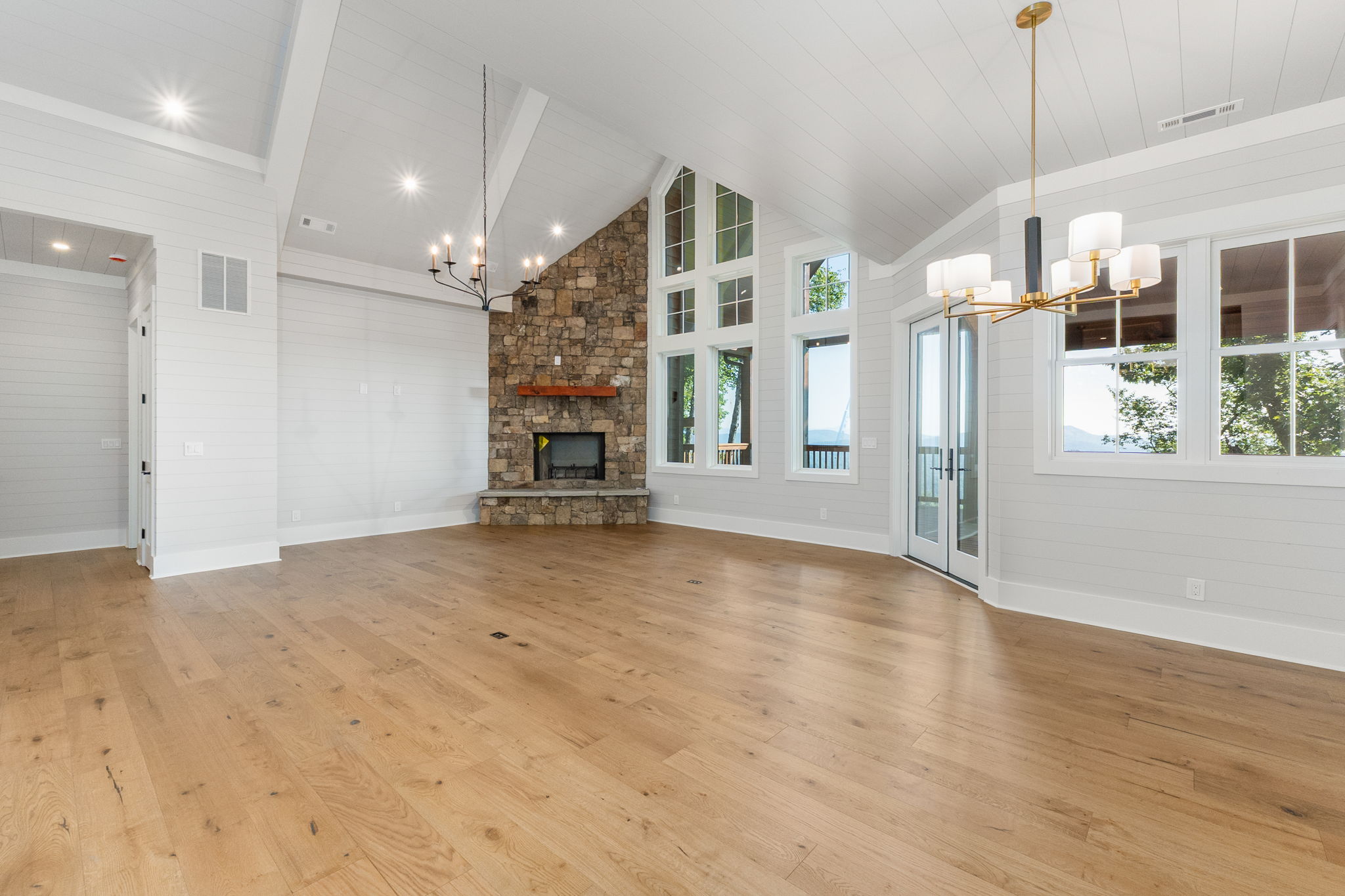 523 Broadview Drive