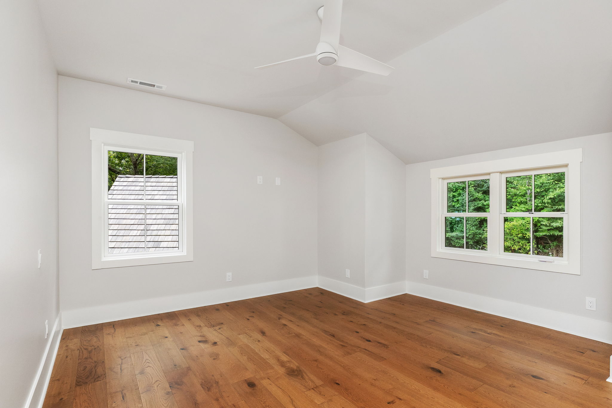 523 Broadview Drive