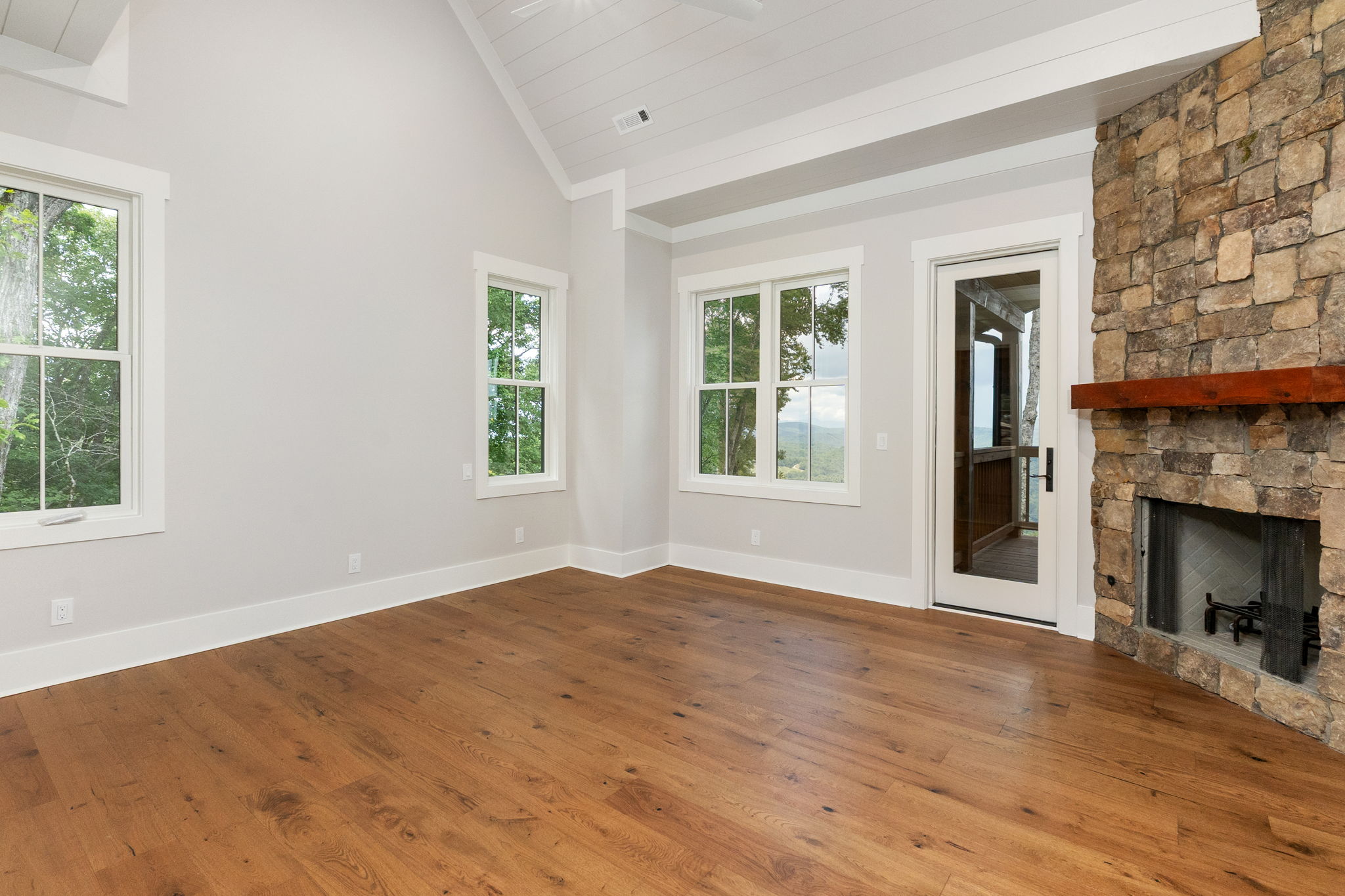 523 Broadview Drive