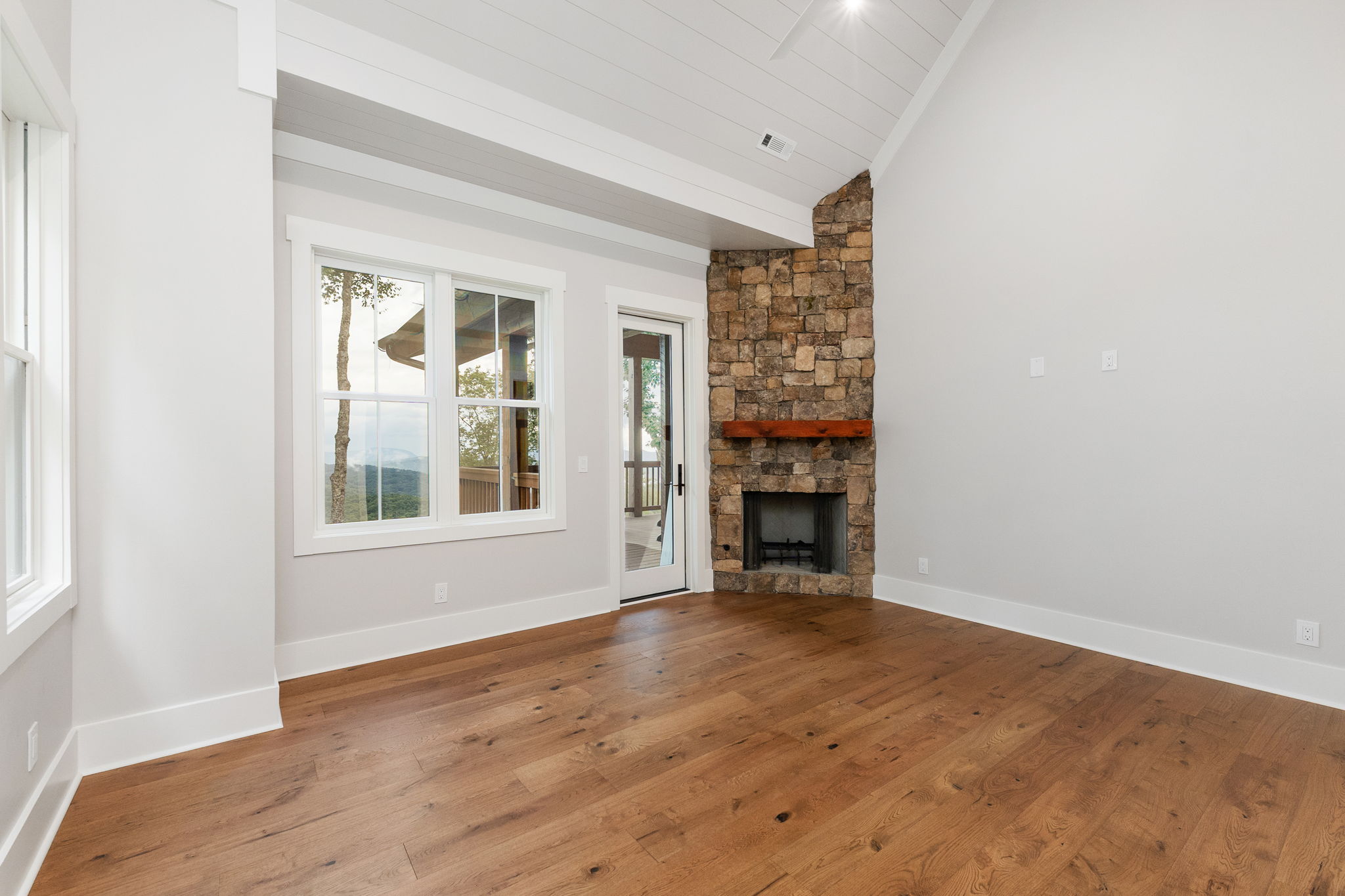 523 Broadview Drive