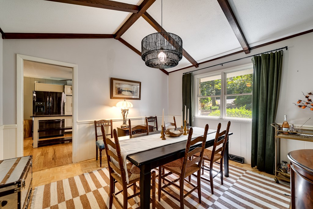 603 Hemlock Hills Dr