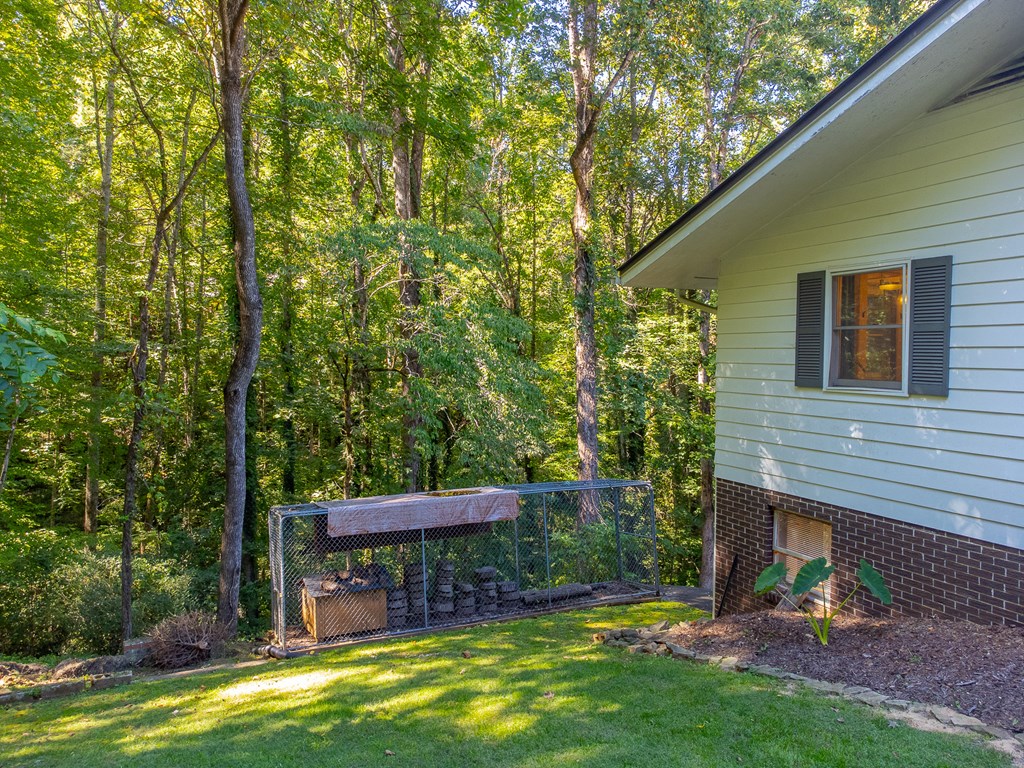 603 Hemlock Hills Dr