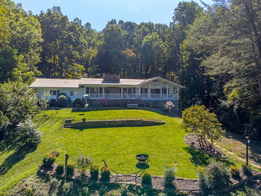 603 Hemlock Hills Dr