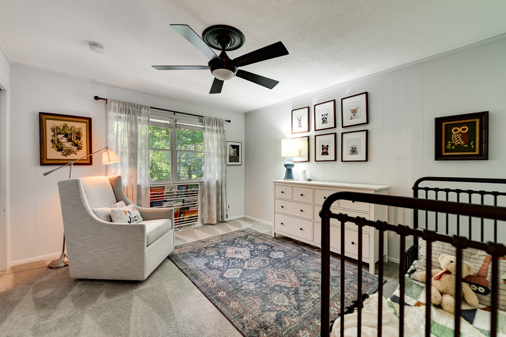 603 Hemlock Hills Dr