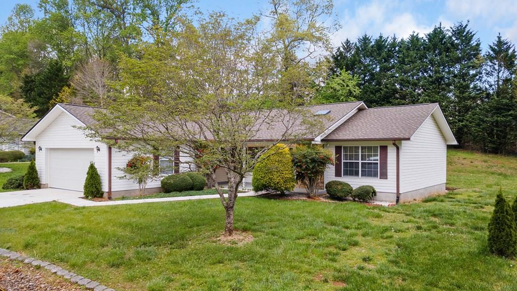15 Cove Xing Rd