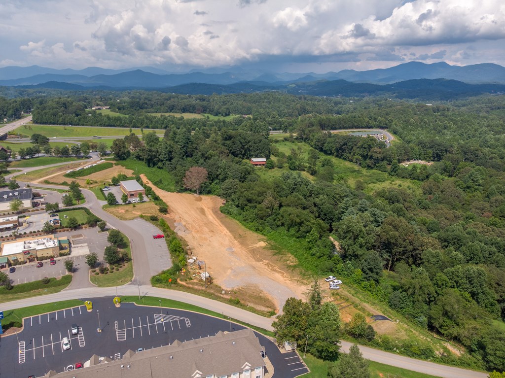 00 Sawmill Village Lane