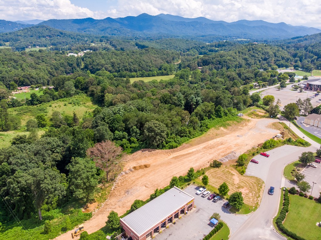 00 Sawmill Village Lane