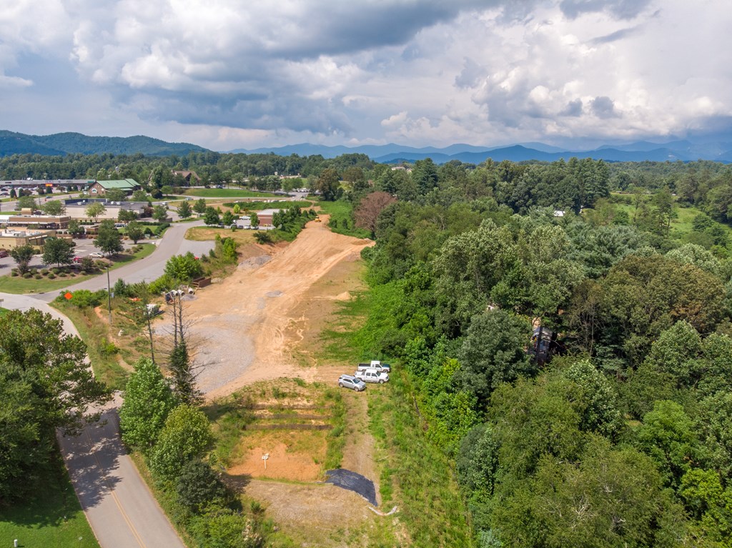 00 Sawmill Village Lane