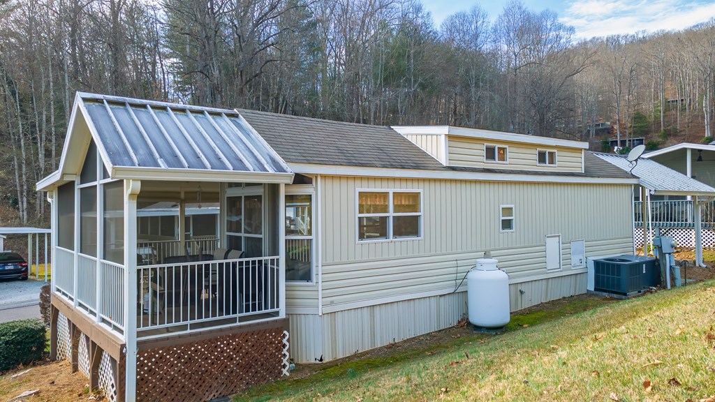 137 Country Woods Drive