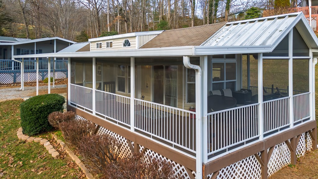 137 Country Woods Drive