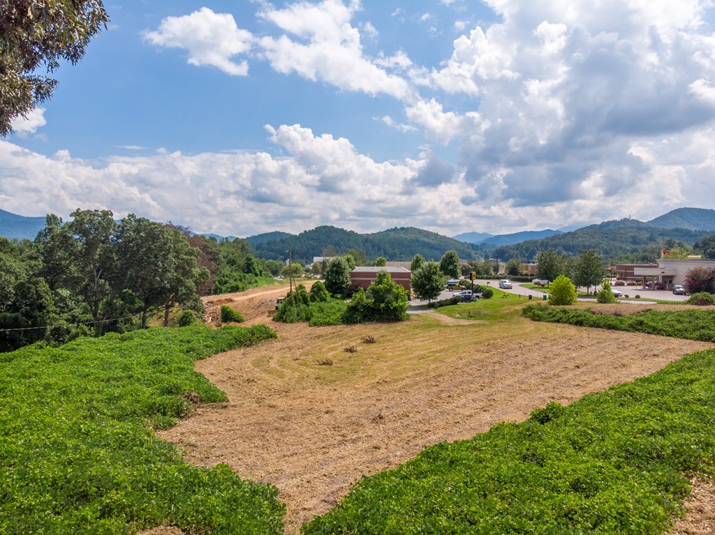 00 Sawmill Village Lane