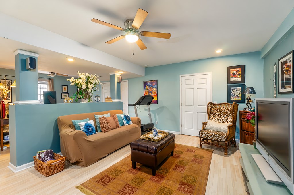 103 Pleasant Hill Dr