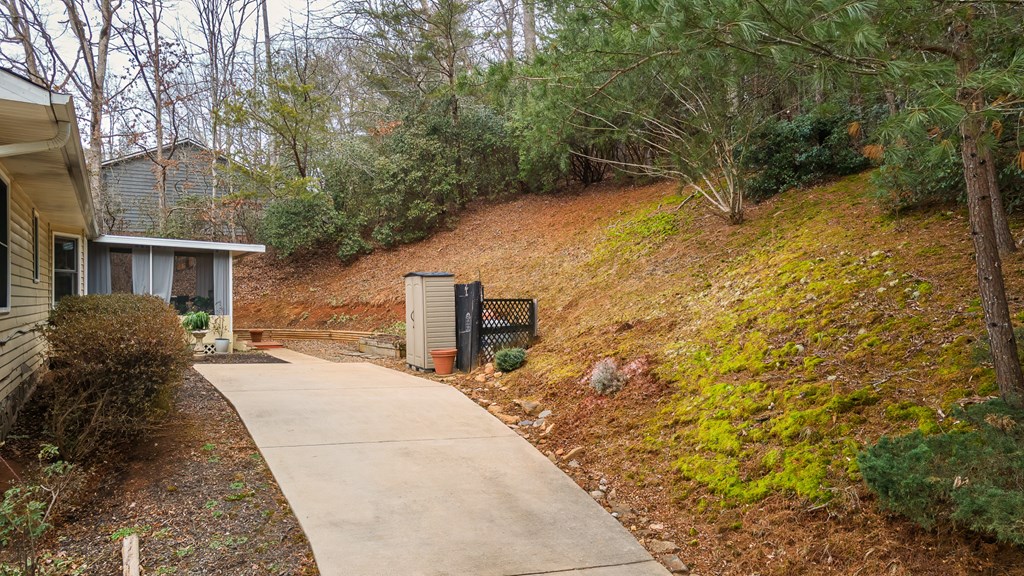 103 Pleasant Hill Dr