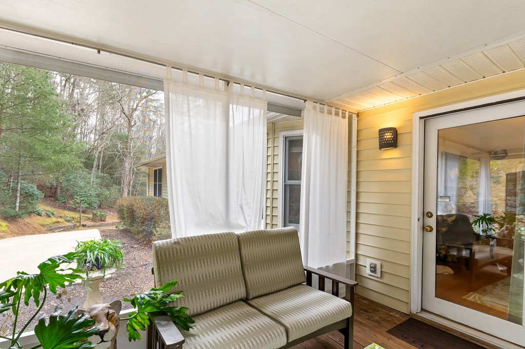 103 Pleasant Hill Dr