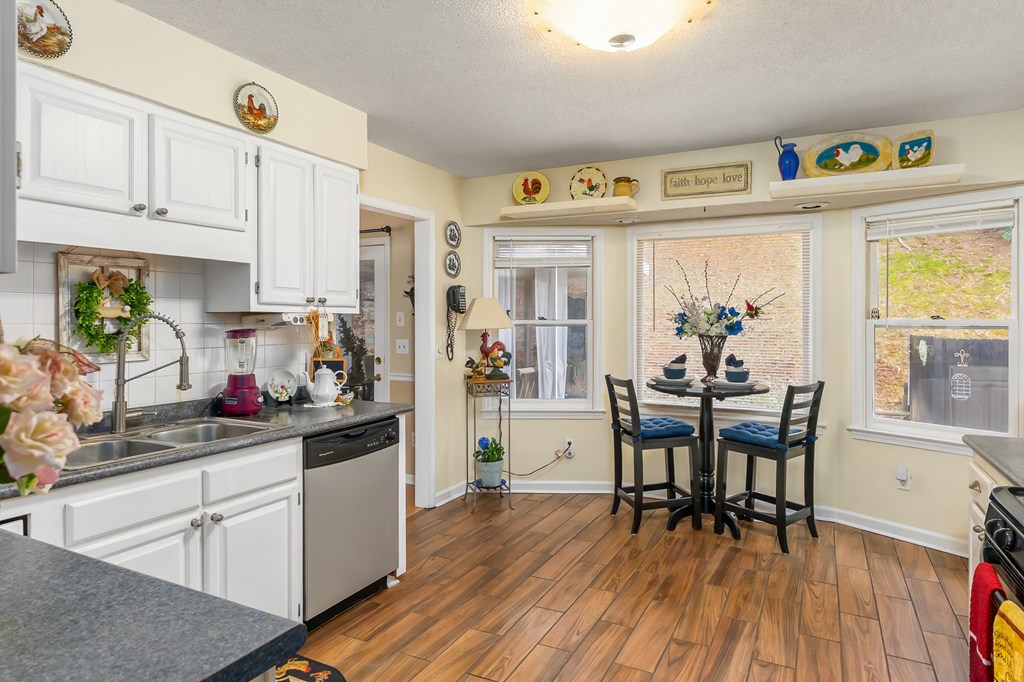 103 Pleasant Hill Dr