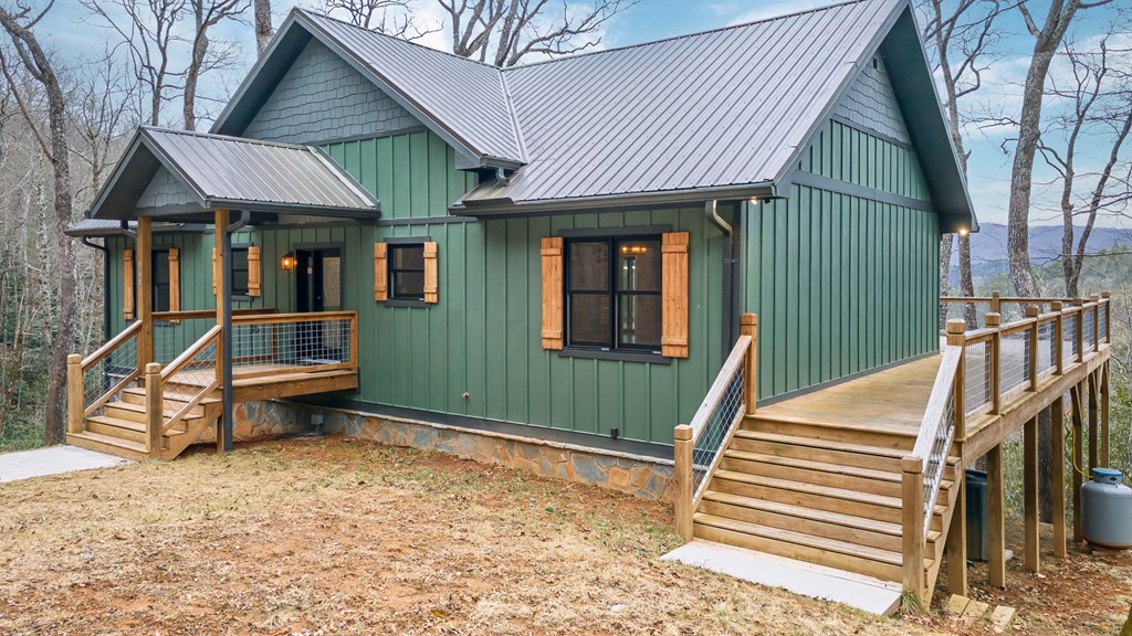 960 Woods Mountain Trl