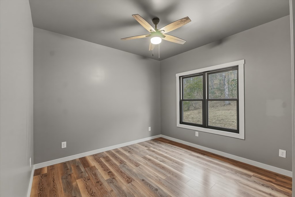 960 Woods Mountain Trl