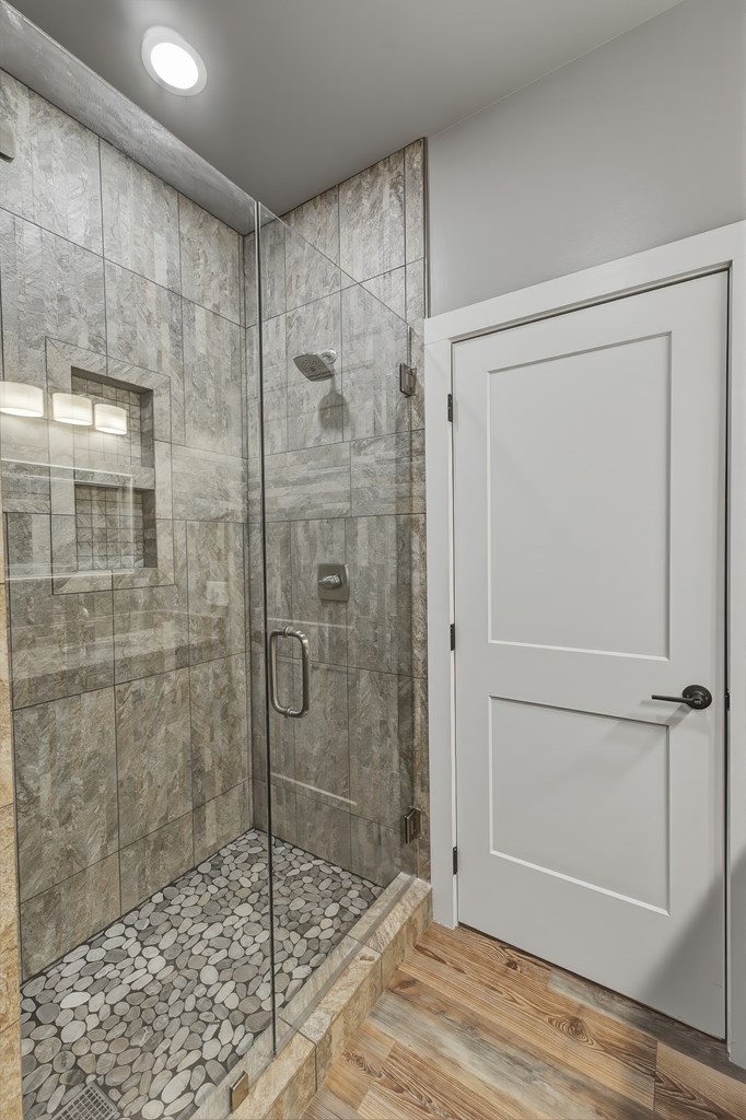 960 Woods Mountain Trl