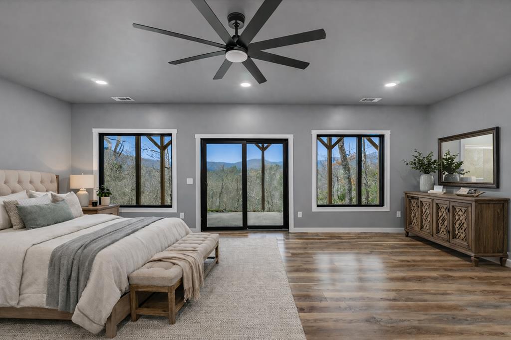 960 Woods Mountain Trl