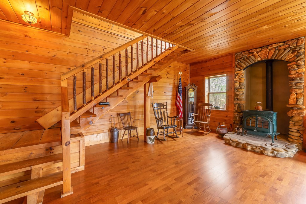159 Kings Cove Rd.