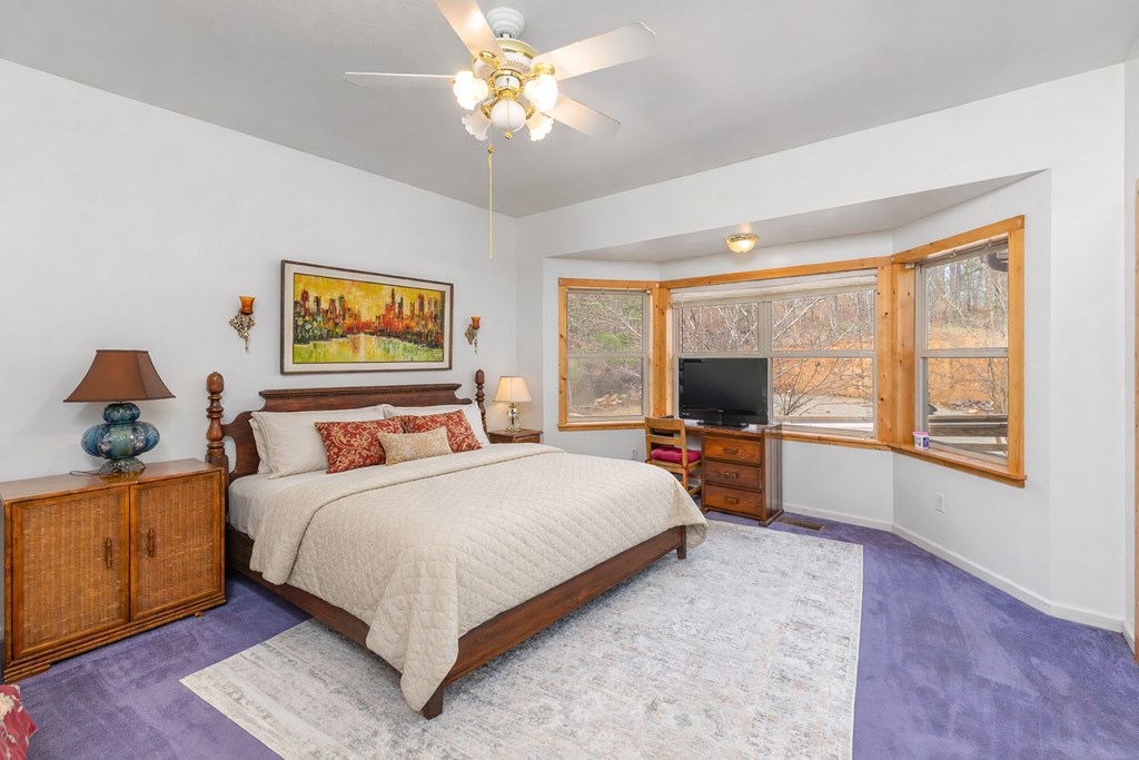 159 Kings Cove Rd.