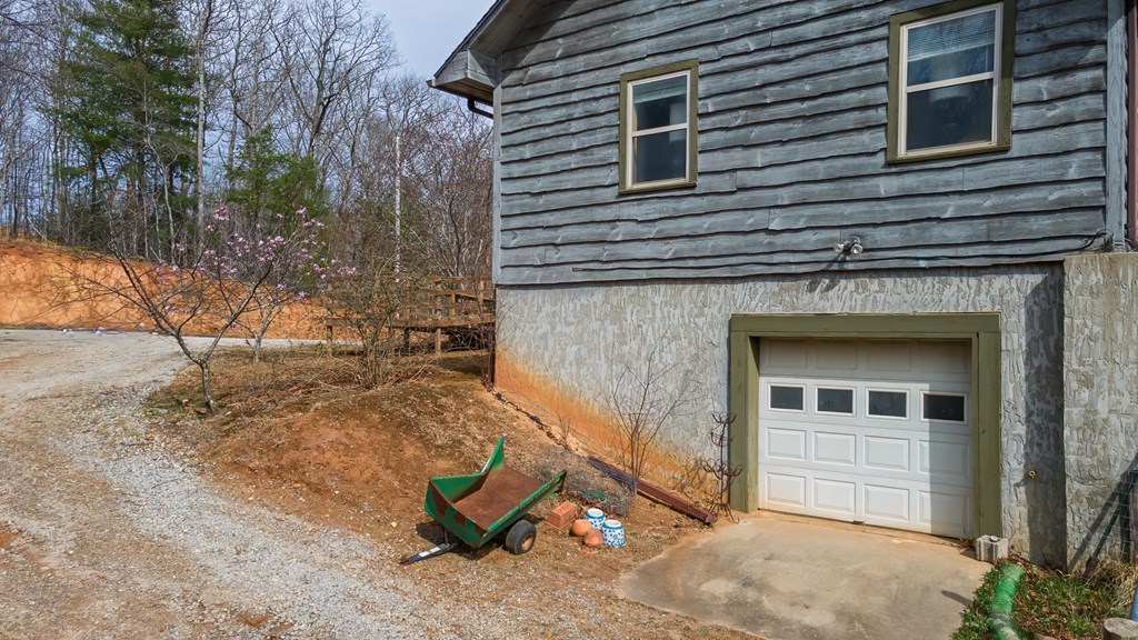 159 Kings Cove Rd.