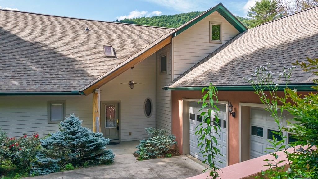75 Doe Falls Rd