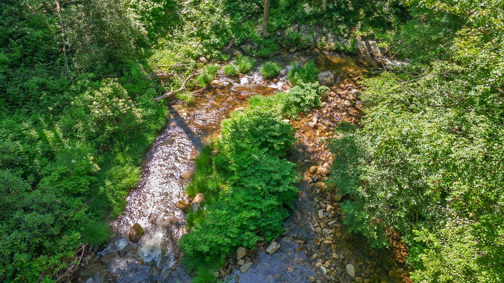 75 Doe Falls Rd