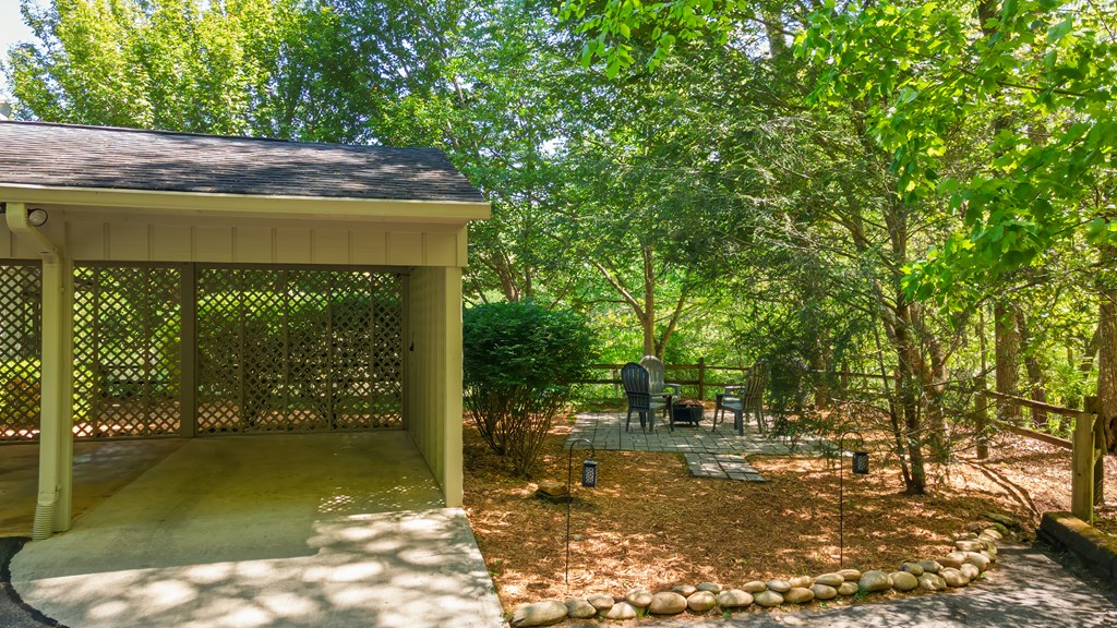 514C Oak Creek Rd