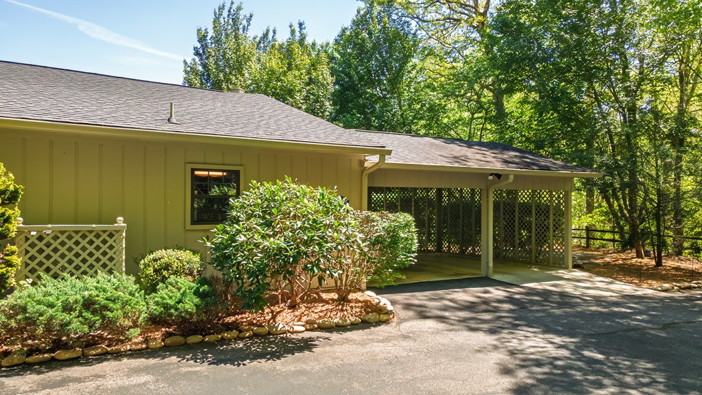 514C Oak Creek Rd